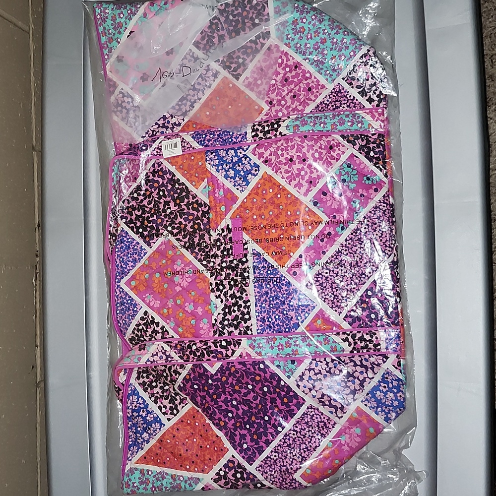 NWT NBU Vera Bradley Miller Bag Modern Medley Pattern